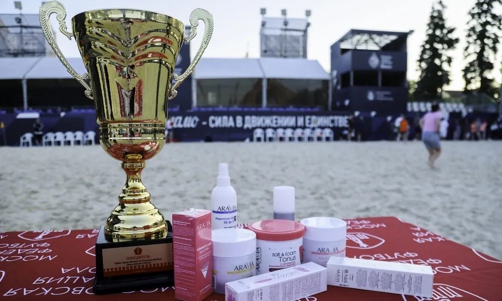 Профессиональная забота от ARAVIA на Кубке Москвы по женскому пляжному футболу