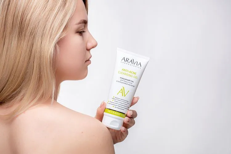 Как убрать прыщи и акне: гель с салициловой кислотой для лица и тела ARAVIA Laboratories